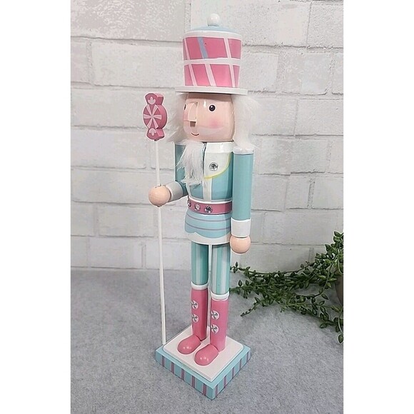 Pink Pastel Nutcracker King Guard Candy Sugarplum 15" Christmas Wooden NEW - Picture 2 of 7